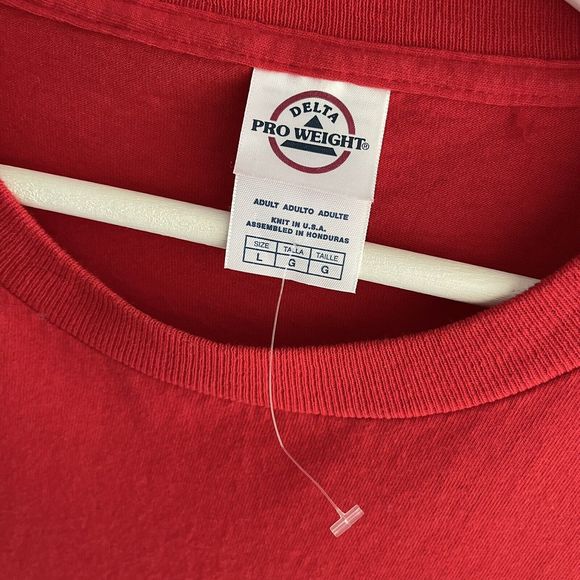 Delta Beer Graphic Print Tshirt Men Size L Jersey Knit Red Multicolor Bottles - Picture 8 of 11